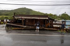 ernesto-ganha-forca-e-se-torna-furacao-ao-atingir-o-norte-de-porto-rico