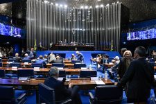 senado-aprova-novo-plano-para-pagamento-da-divida-de-r$-700-bilhoes-dos-estados