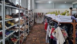 bazar-em-pinhais-oferta-pecas-de-roupas-com-precos-de-r$-10-a-r$-50;-veja-como-participar