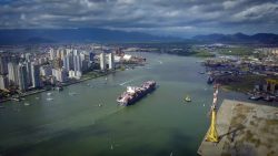 porto-de-santos-impedira-atracacao-de-navios-que-nao-cumprirem-norma-de-controle-de-agua-de-lastro