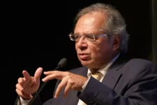 ex-ministro-paulo-guedes-fara-palestra-em-blumenau-sobre a-economia-mundial