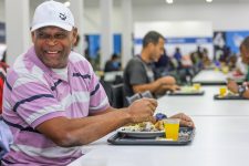 rj-ganhara-mais-tres-restaurantes-populares-ate-o-fim-do-ano:-nova-iguacu,-madureira-e-queimados