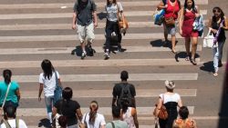 expectativa-de-vida-no-brasil-em-2023-era-de-76,4-anos,-diz-ibge