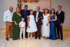 jornalista-aceita-ser-madrinha-e-organiza-festa-de-casamento-do-ex-marido-no-acre:-‘continuamos-uma-familia’