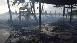 incendio-atinge-barracas-de-praia-em-fortaleza;-video