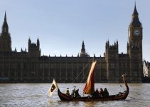 mulher-morre-em-naufragio-de-replica-de-barco-viking-na-noruega