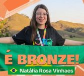 aluna-do-ensino-medio-usa-livros-da-faculdade-para-ganhar-medalha-em-astronomia;-e-voce,-sabe-o-basico-sobre-os-planetas?
