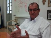 ex-prefeito-de-taubate,-roberto-peixoto-e-preso-por-lavagem-de-dinheiro;-entenda