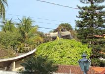 fotos:-destrocos-comecam-a-ser-retirados-de-local-onde-aviao-caiu-e-matou-62-pessoas-em-vinhedo