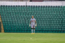 atuacoes:-ruan-carneiro-‘faz-as-pazes’-com-a-torcida-do-figueirense-com-grandes-defesas