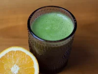 adicione-este-fruto-ao-seu-suco-detox-e-veja-o-seu-peso-despencar