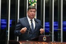 a-tres-dias-do-fim-do-prazo-de-registro-de-candidaturas,-carlos-viana-e-partido-disputam-indicacao-de-vice