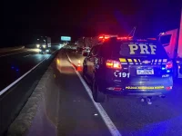 video:-sucessao-de-acidentes-deixa-motociclista-morto-na-br-101,-em-joinville