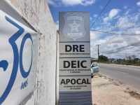 homem-e-assassinado-com-10-tiros-a-luz-do-dia,-em-frente-a-delegacia,-em-maceio