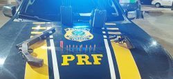 prf-detem-homem-com-carro-furtado,-armas-e-bloqueador-de-sinal-em-tacaimbo