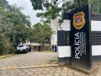 homem-de-30-anos-e-morto-com-tiros-no-rosto-em-guaratingueta,-sp