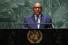 presidente-de-comores-fica-ferido-em-ataque-com-faca