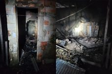 casa-e-destruida-durante-incendio-em-ipatinga;-ninguem-se-feriu