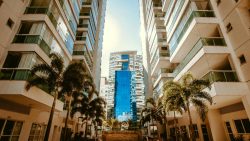 e-possivel-ter-energia-solar-morando-em-condominios?