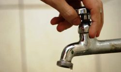 vazamento-em-adutora-deixa-mais-de-100-bairros-sem-abastecimento-de-agua-em-varginha;-veja-a-lista