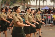 cidade-mais-feminina-do-brasil-tem-mais-de-100-mulheres-no-exercito;-entenda