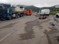 batida-entre-moto-e-caminhao-deixa-homem-morto-na-br-470-em-lontras 