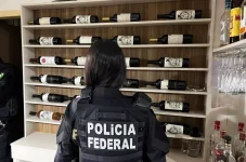 pf-‘estoura’-esquema-de-contrabando-de-vinhos-da-argentina-no-litoral-de-sc