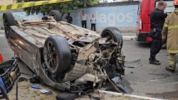 motoristas-envolvidos-em-acidente-sao-presos-em-flagrante-por-‘racha’-em-cabo-frio;-video-mostra-batida